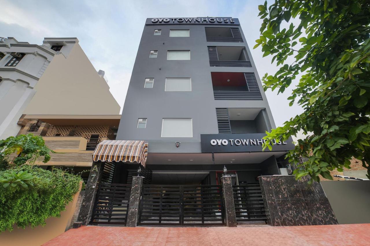 Oyo Townhouse 019 Anand Vihar 호텔 뉴델리 외부 사진